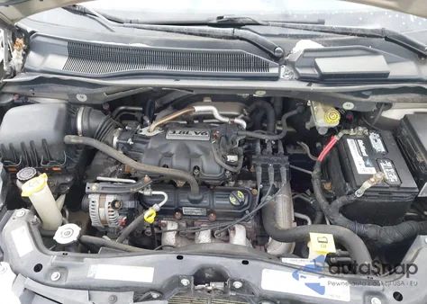 2009 Chrysler Town & Country Touring из США, поврежденный, VIN 2A8HR541X9R591104